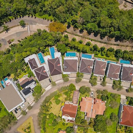 Tulip Hill View Villa 5 Bedrooms With A Private Swimming Pool Bandung Buitenkant foto