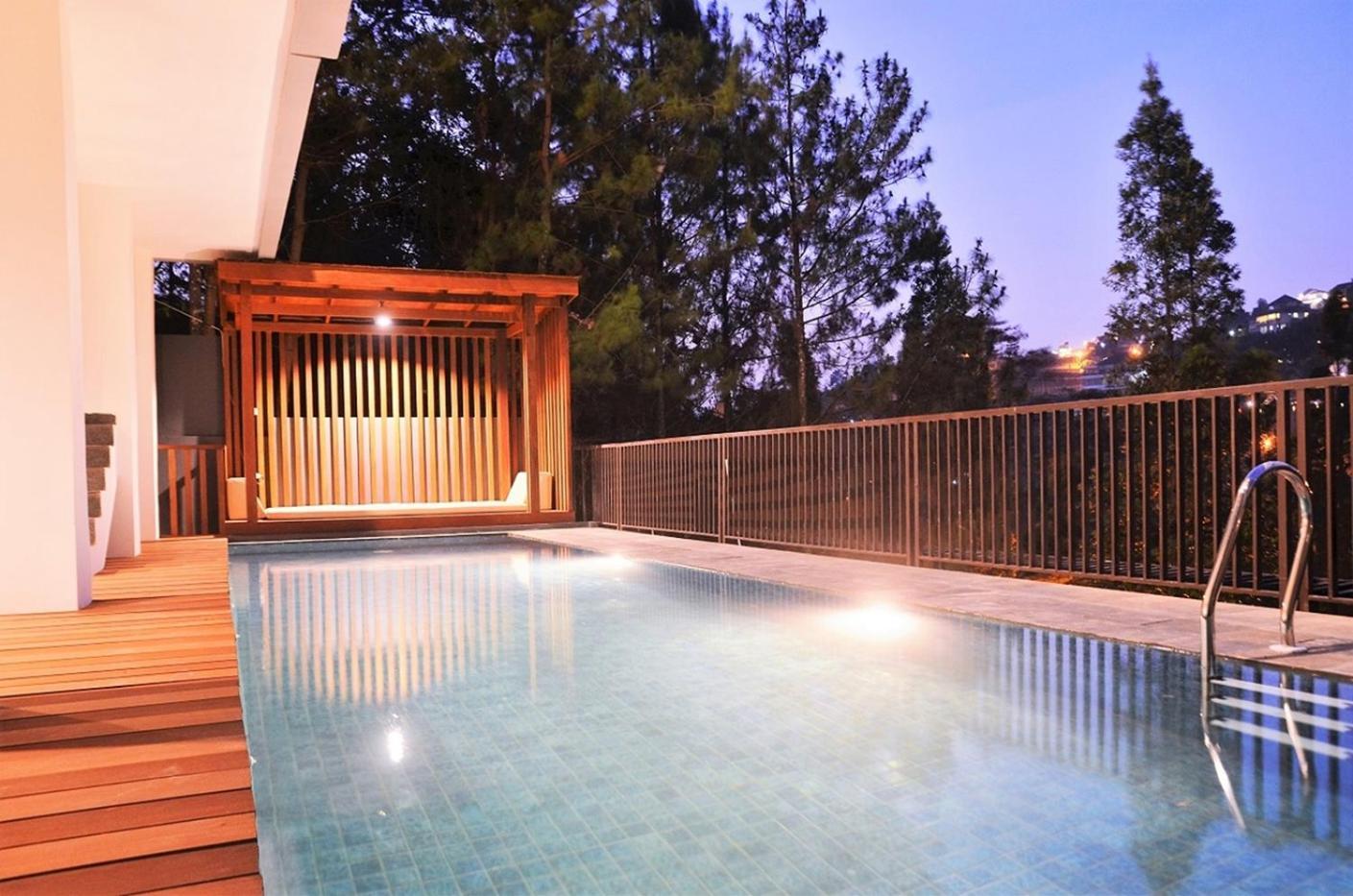 Tulip Hill View Villa 5 Bedrooms With A Private Swimming Pool Bandung Buitenkant foto